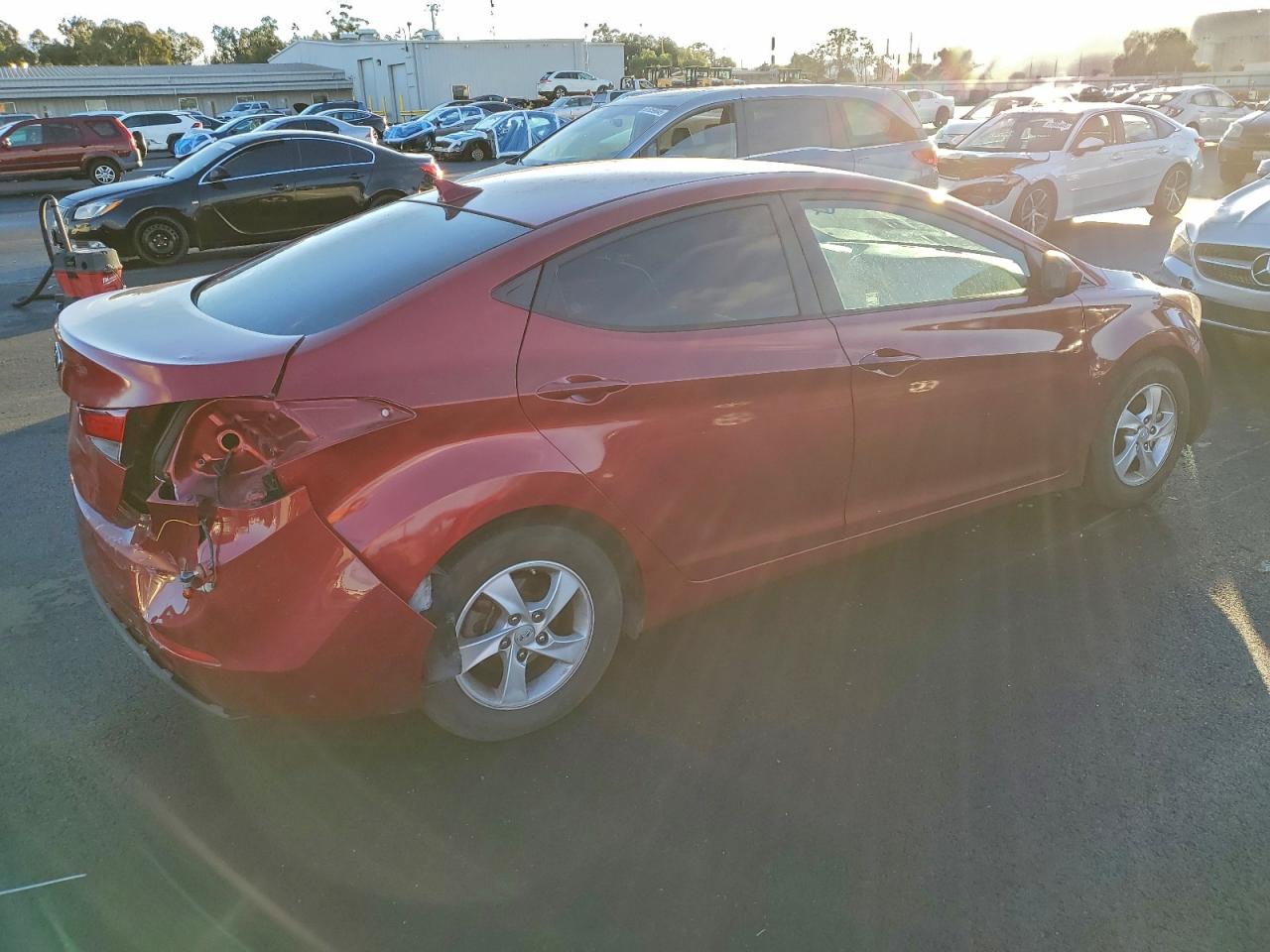 2014 HYUNDAI ELANTRA SE photo 3