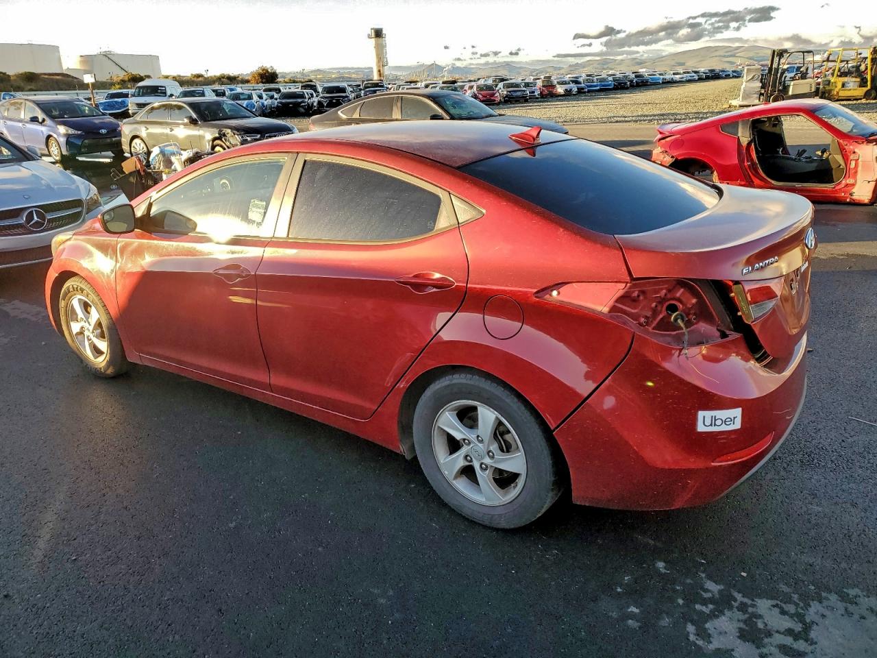 2014 HYUNDAI ELANTRA SE photo 2