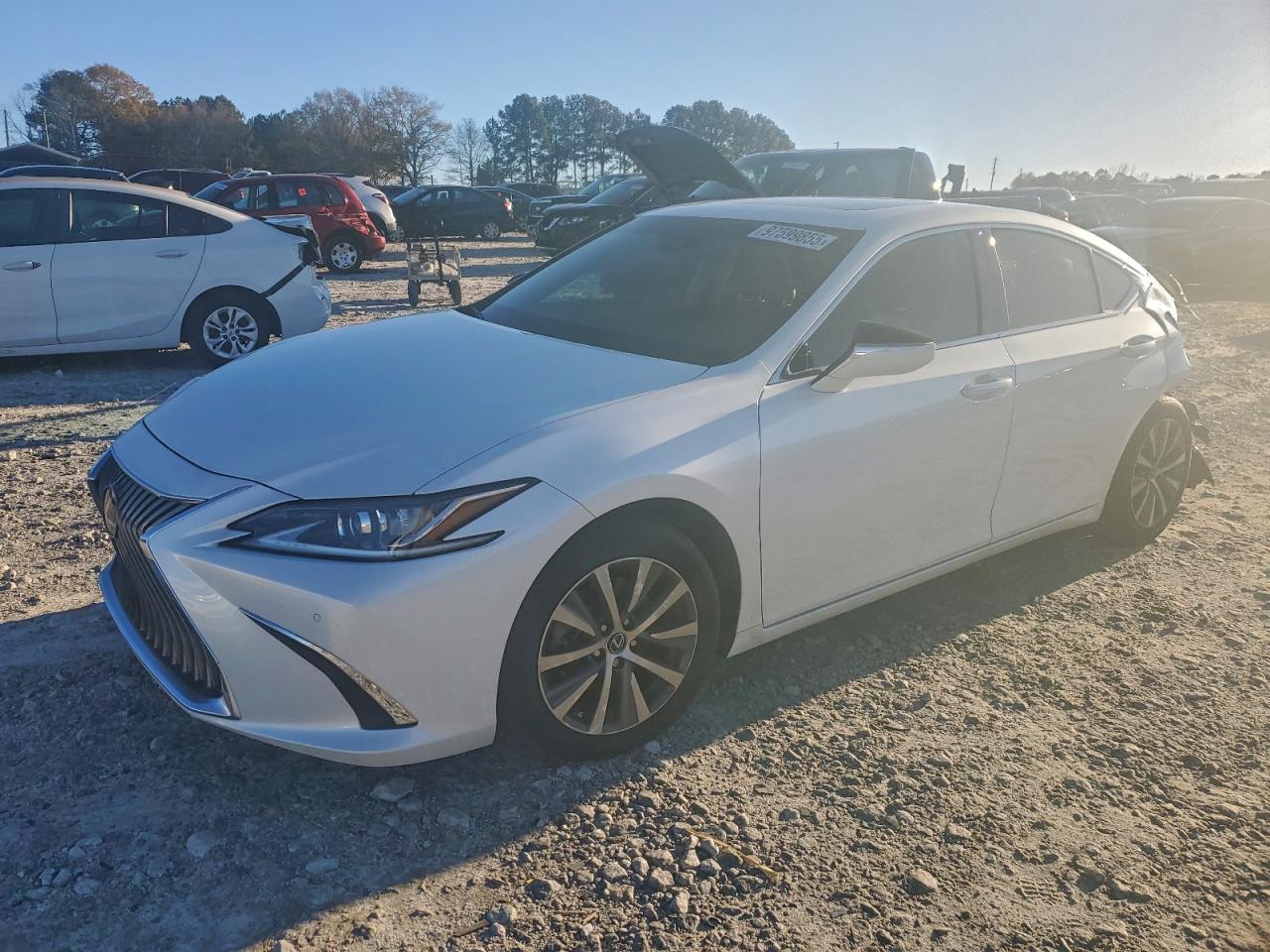 2021 LEXUS ES
