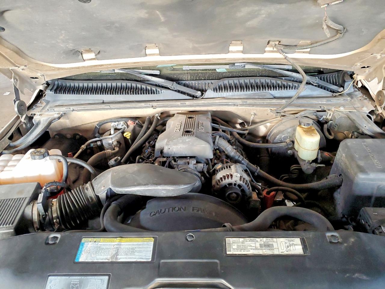 2000 CHEVROLET SILVERADO C1500 photo 11