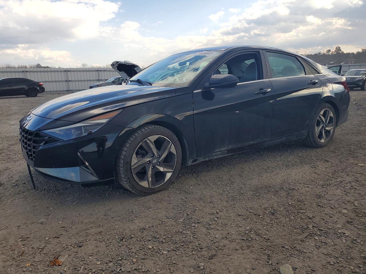 2023 HYUNDAI ELANTRA