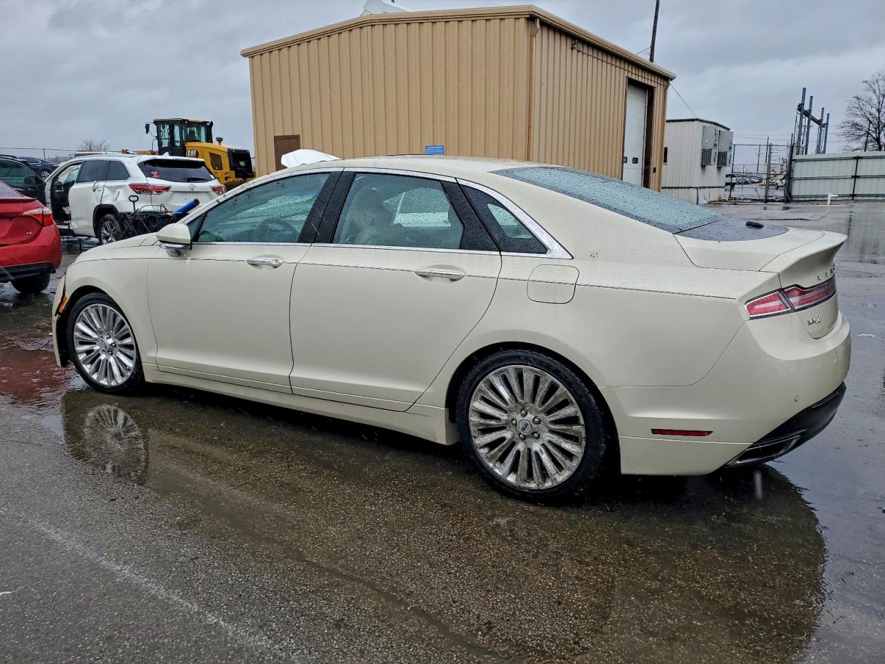 2016 LINCOLN MKZ photo 2
