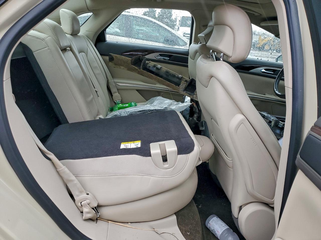 2016 LINCOLN MKZ photo 10