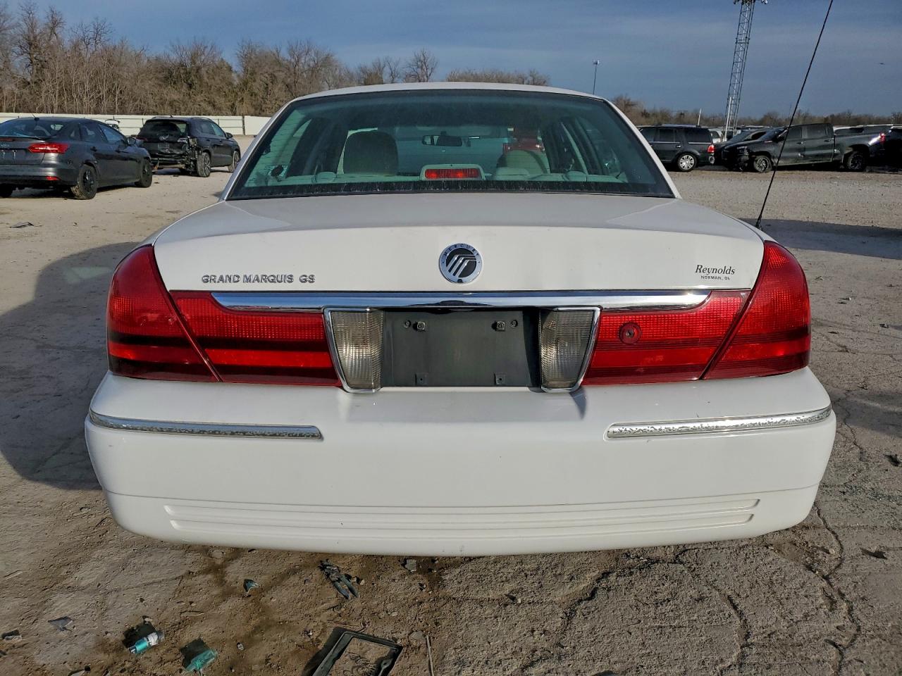 2005 MERCURY GRAND MARQUIS GS photo 6