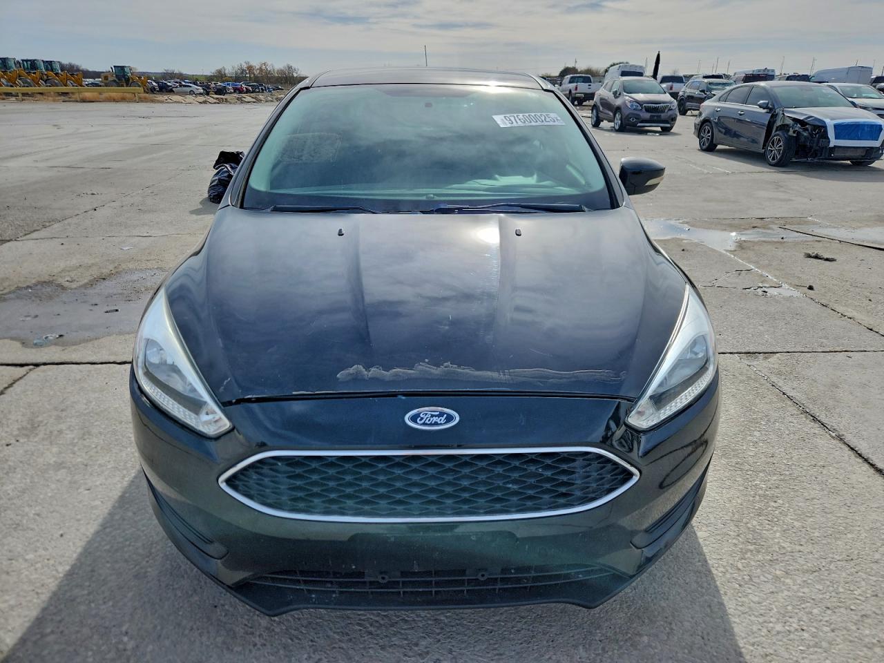 2017 FORD FOCUS SE photo 5