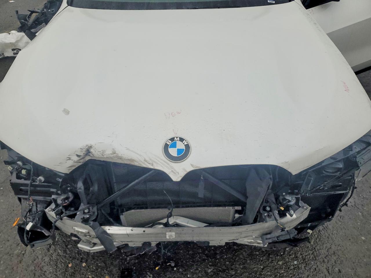 2023 BMW X7 XDRIVE40I photo 12