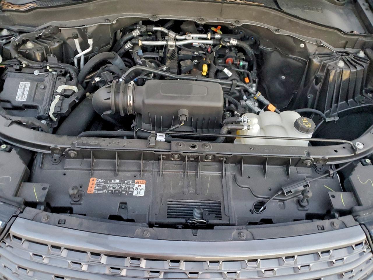 2024 FORD EXPLORER XLT photo 23