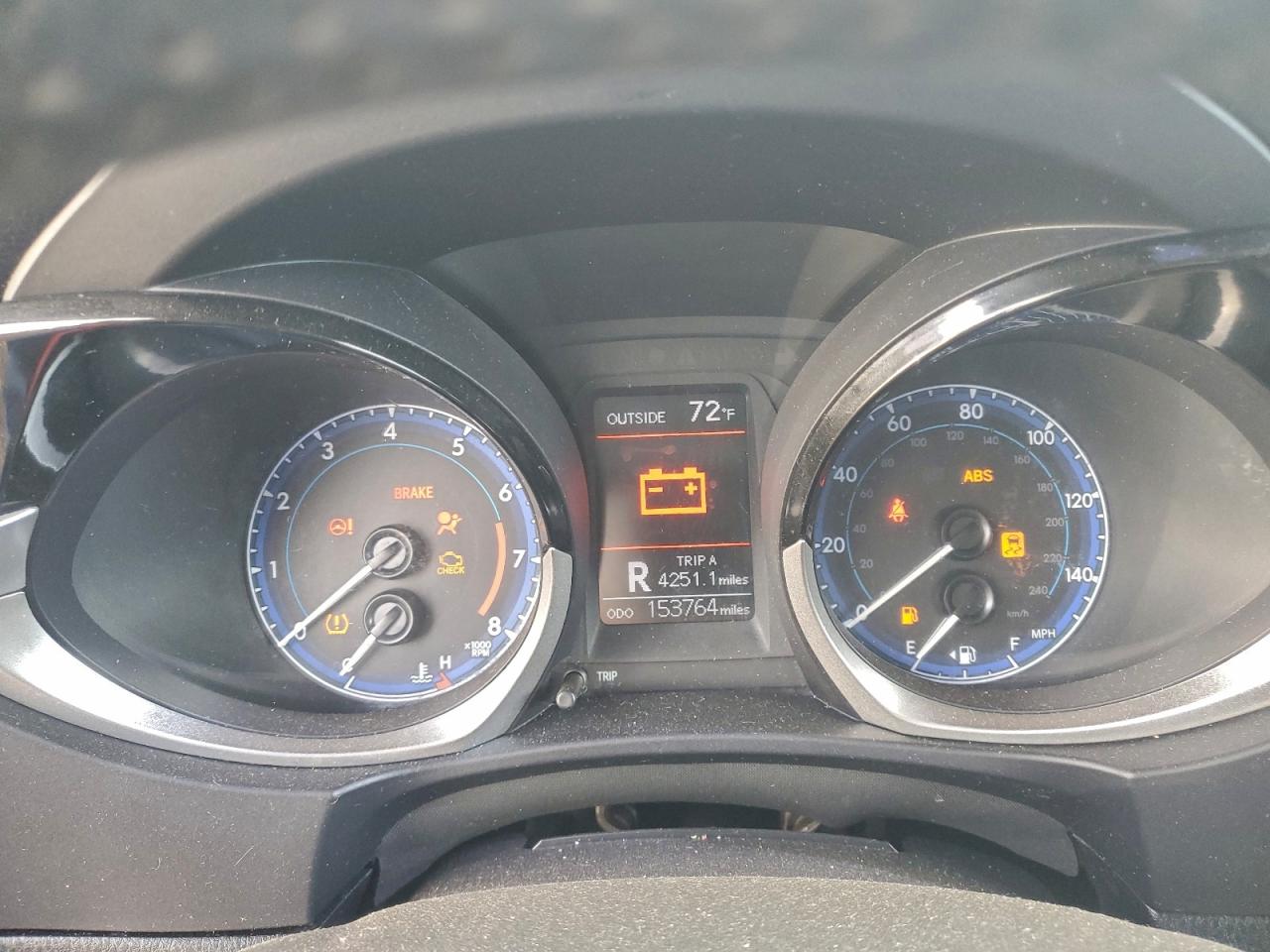 2014 TOYOTA COROLLA L photo 9