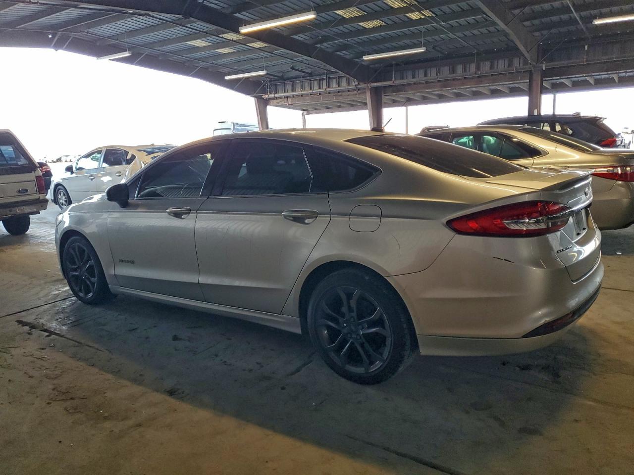 2018 FORD FUSION SE HYBRID photo 3