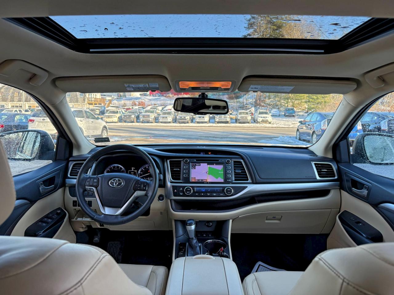 2014 TOYOTA HIGHLANDER XLE photo 8