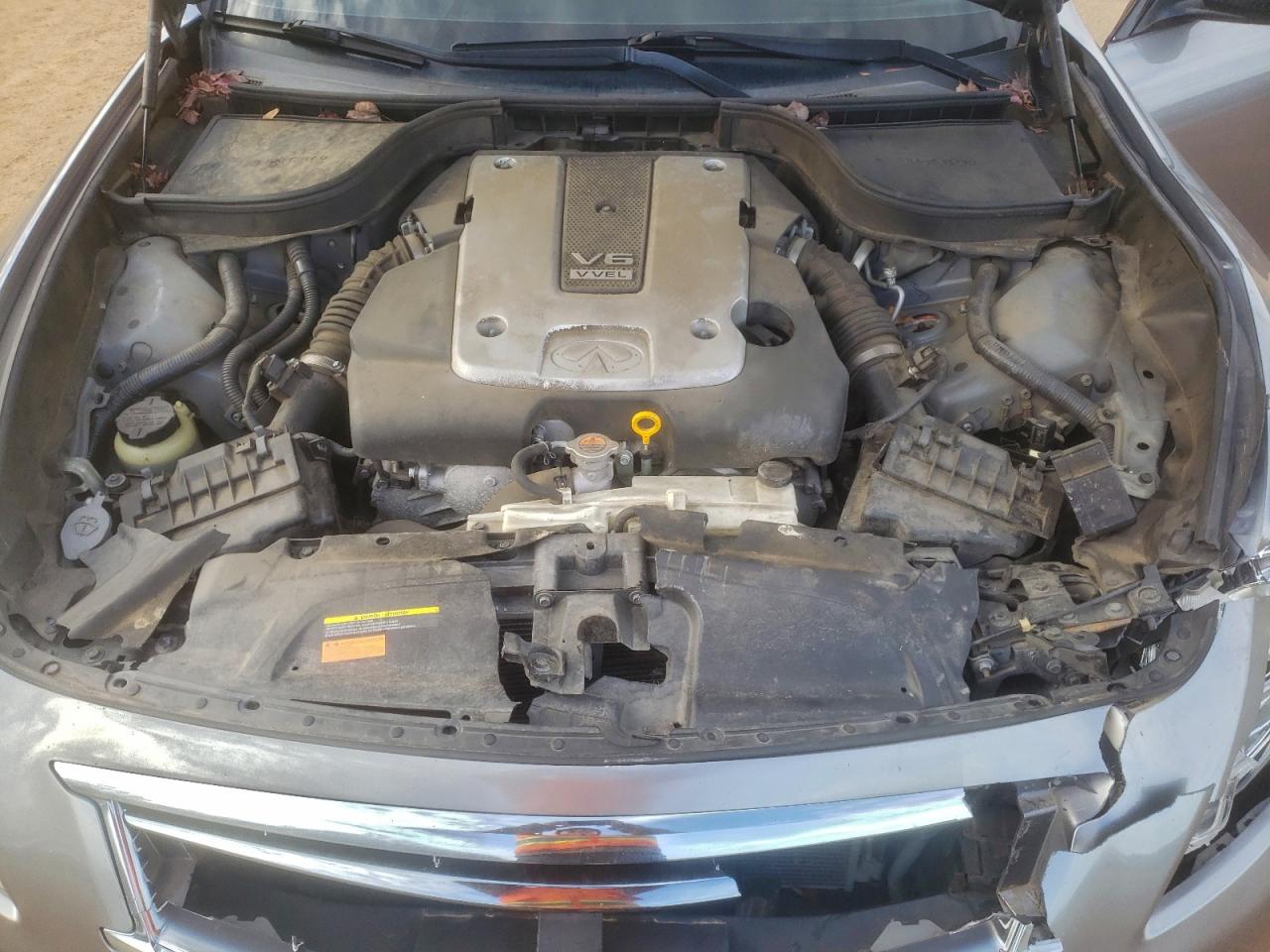 2011 INFINITI G37 BASE photo 11
