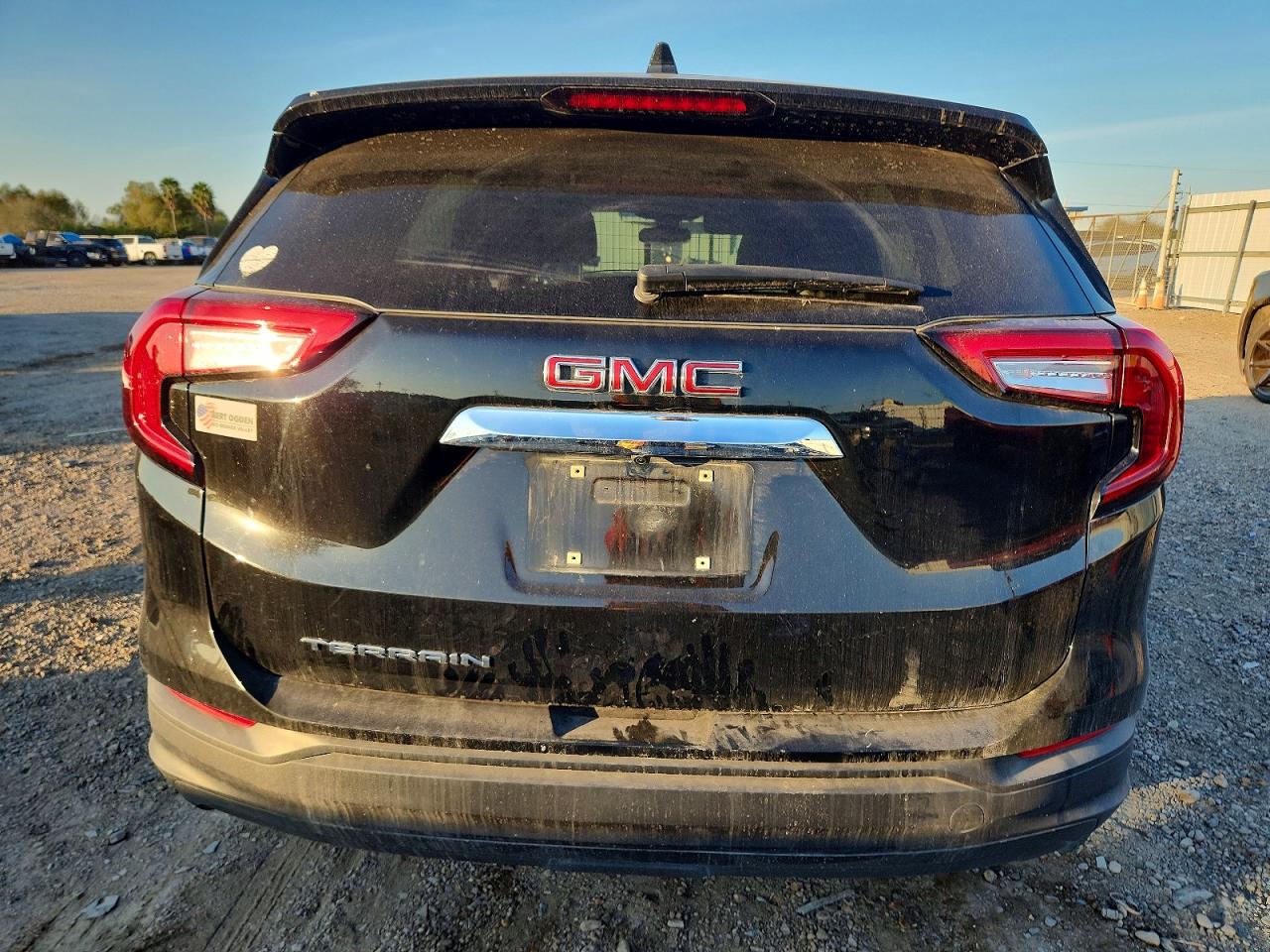 2024 GMC TERRAIN SLE photo 6