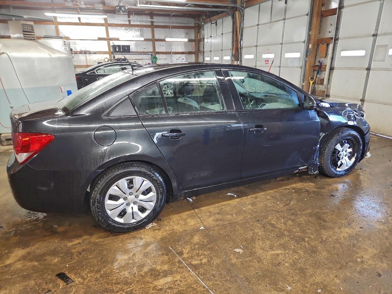 2014 CHEVROLET CRUZE LS photo 3