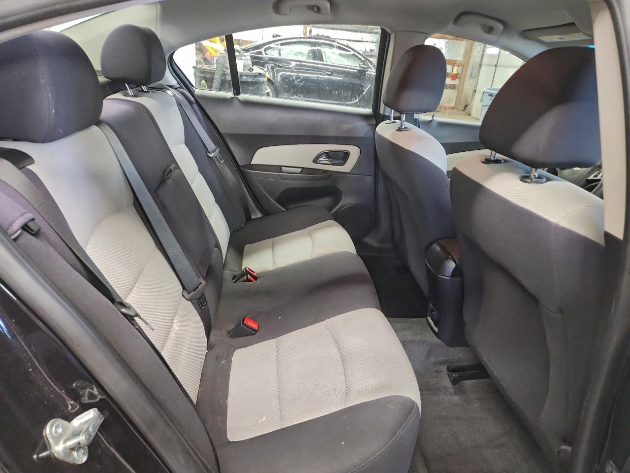2014 CHEVROLET CRUZE LS photo 10
