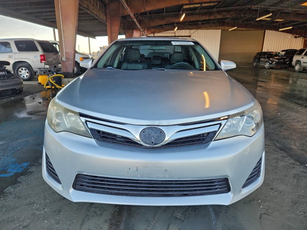 2012 TOYOTA CAMRY BASE photo 5