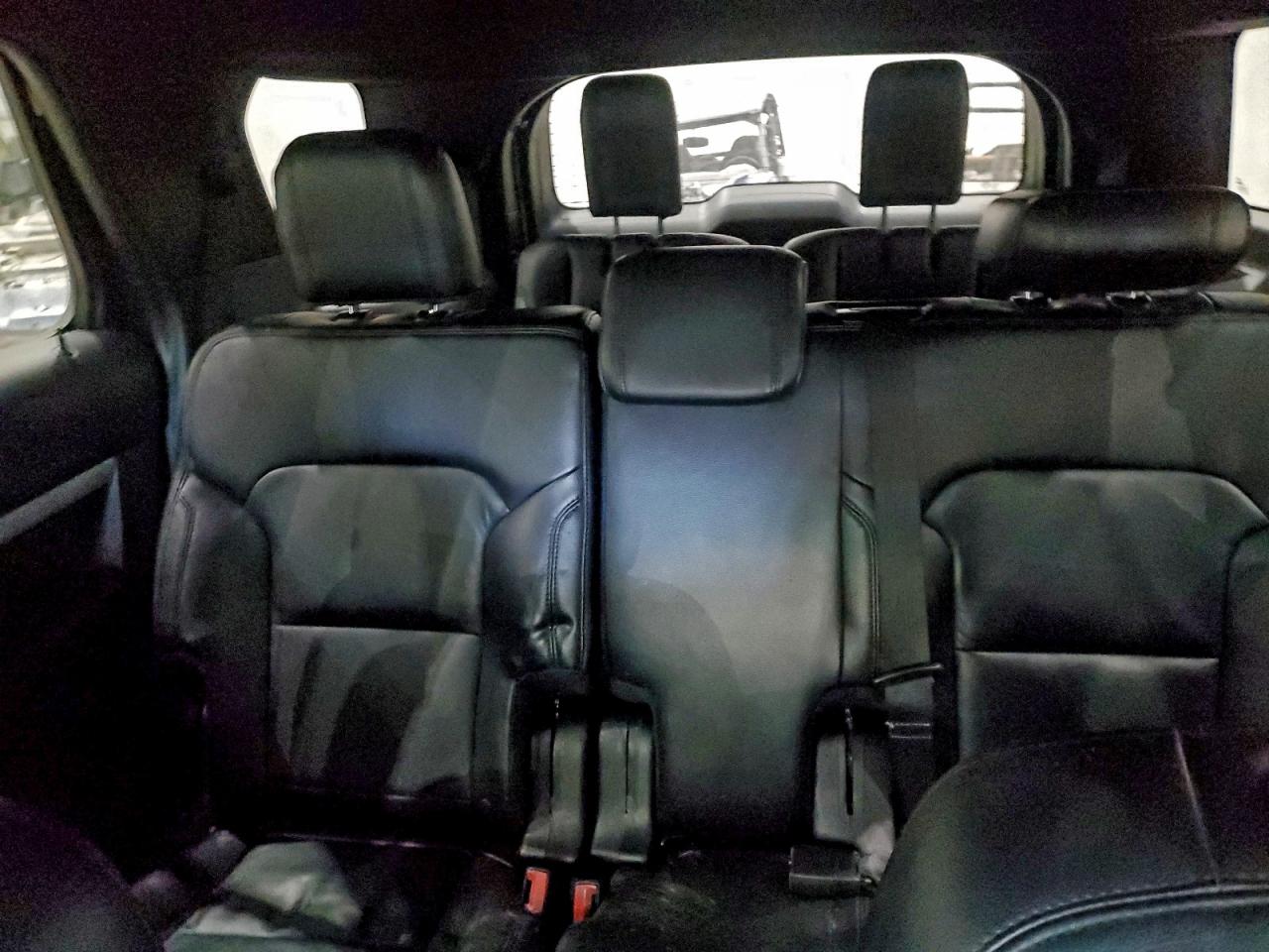 2016 FORD EXPLORER XLT photo 19