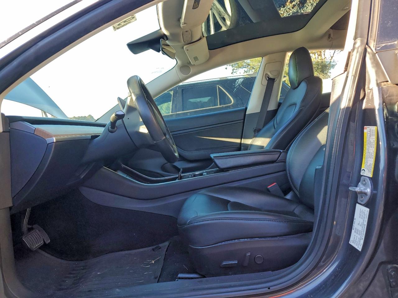 2019 TESLA MODEL 3 photo 7