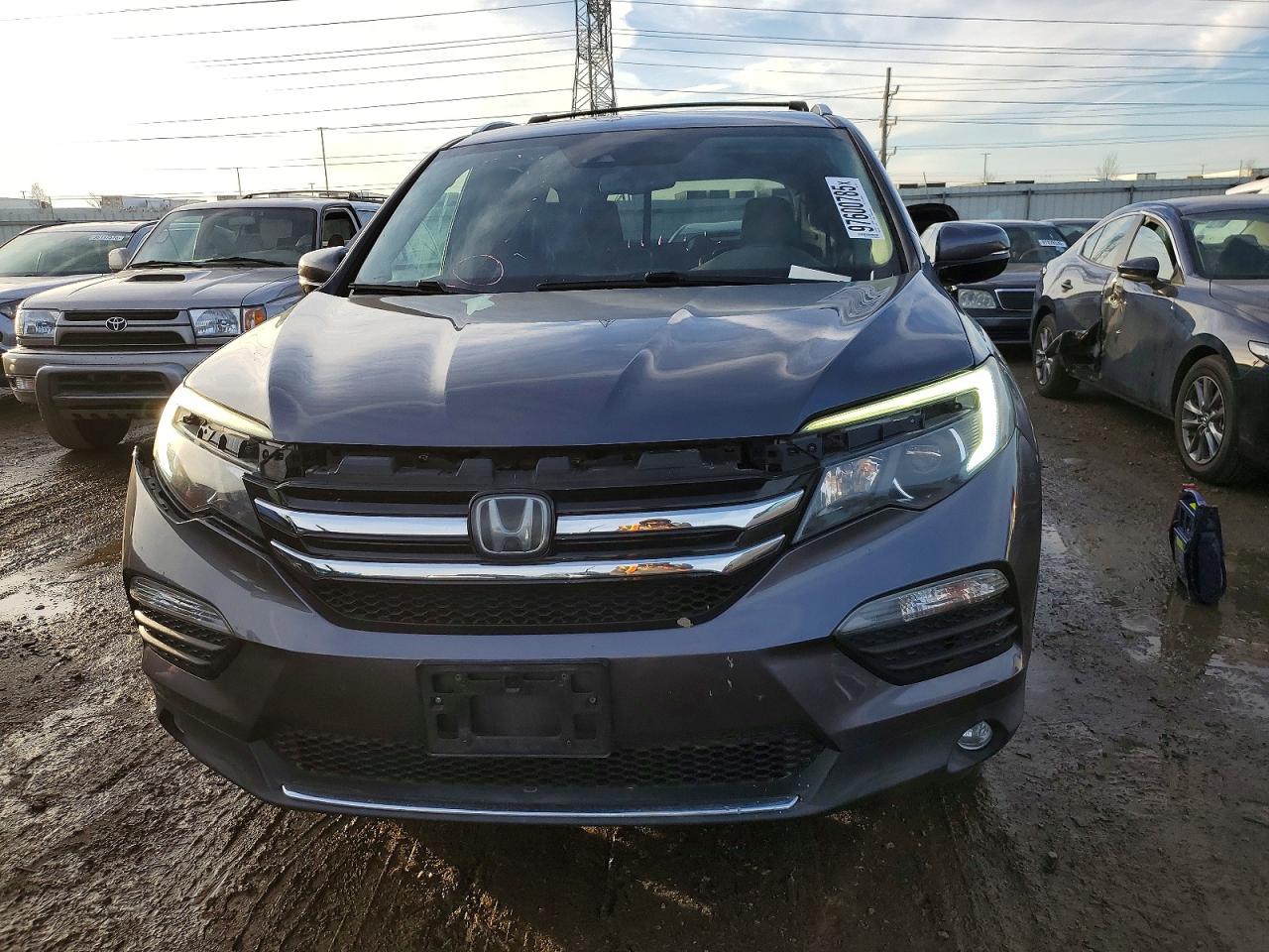 2016 HONDA PILOT ELITE photo 9