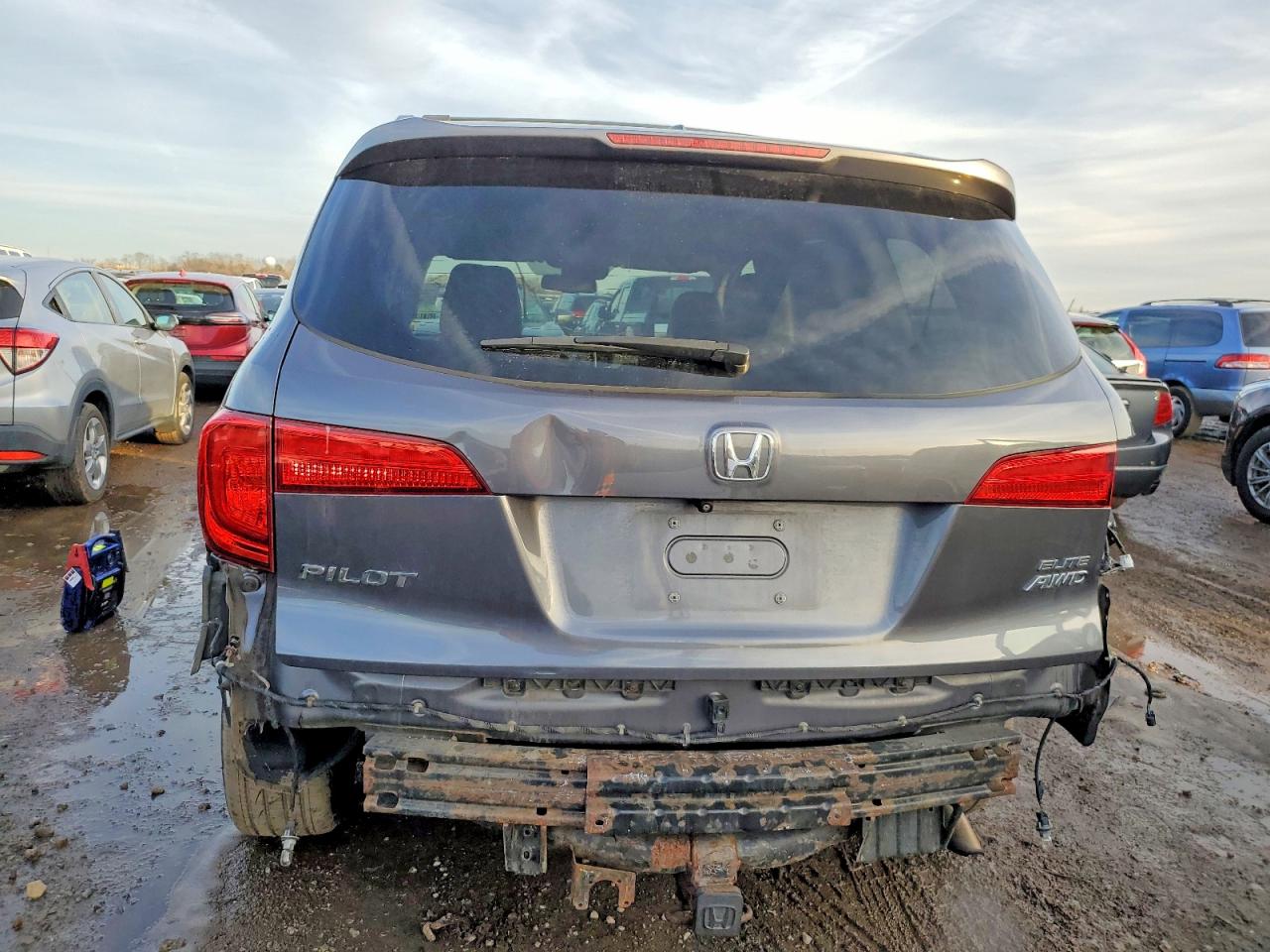 2016 HONDA PILOT ELITE photo 11