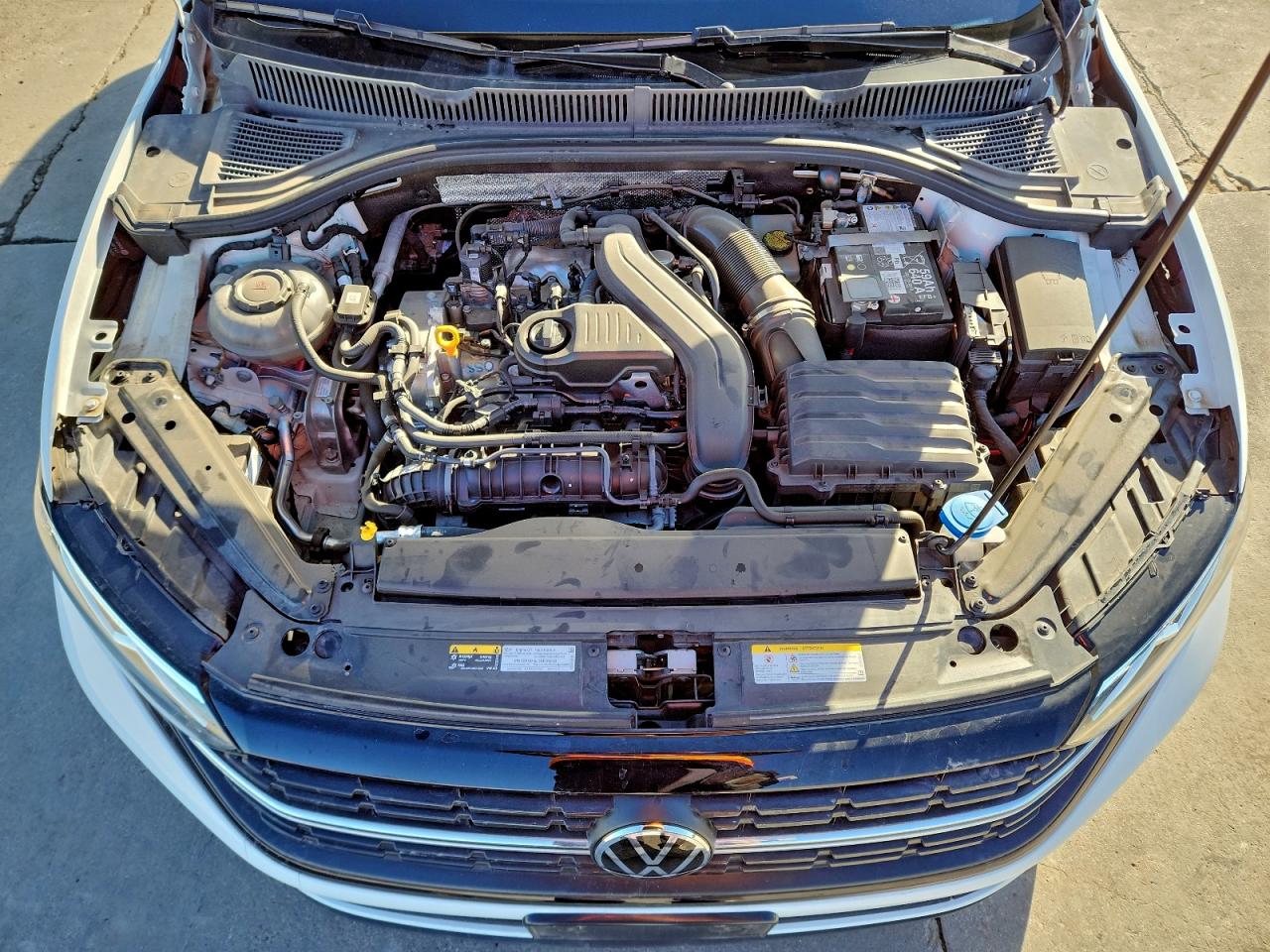 2024 VOLKSWAGEN JETTA SPORT photo 11