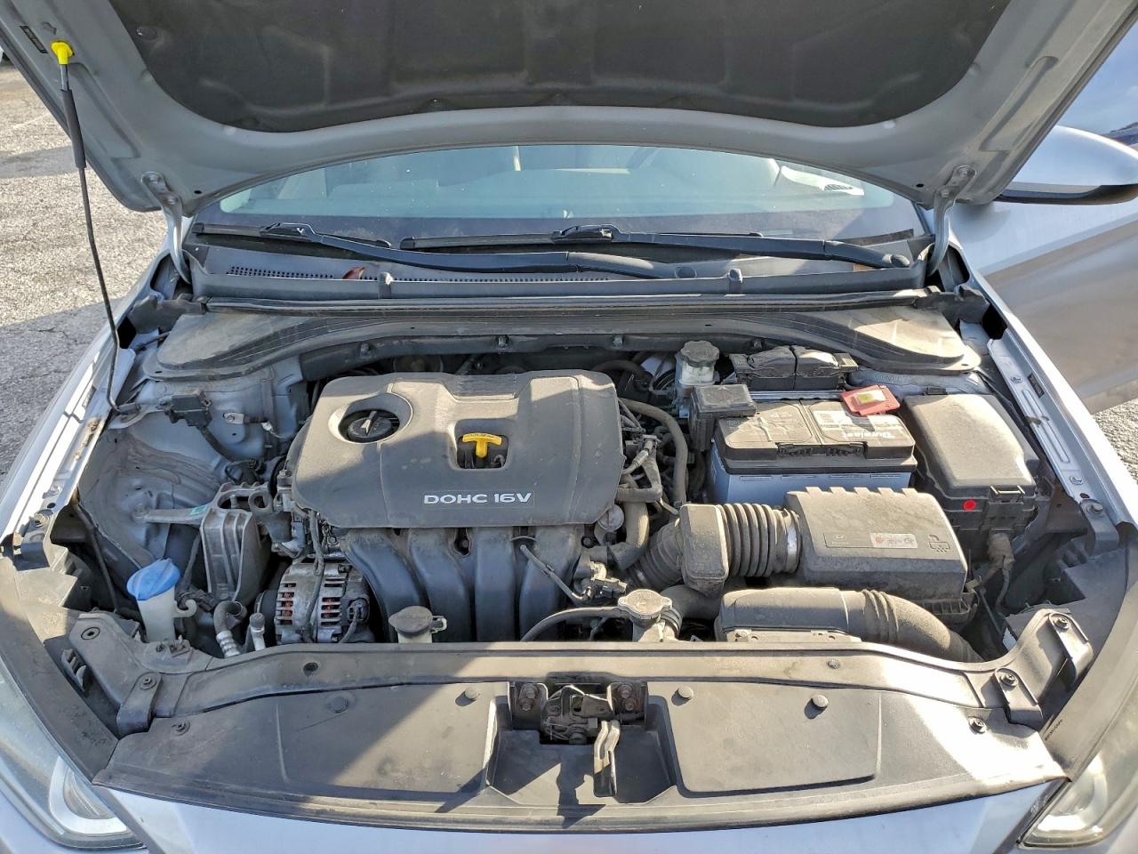 2017 HYUNDAI ELANTRA SE photo 11