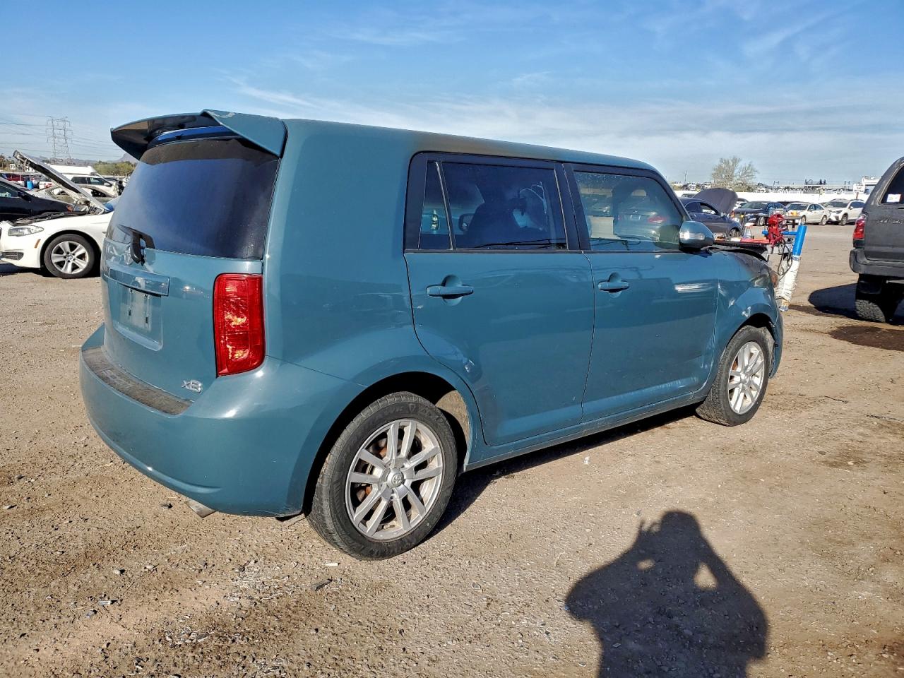 2009 TOYOTA SCION XB photo 3