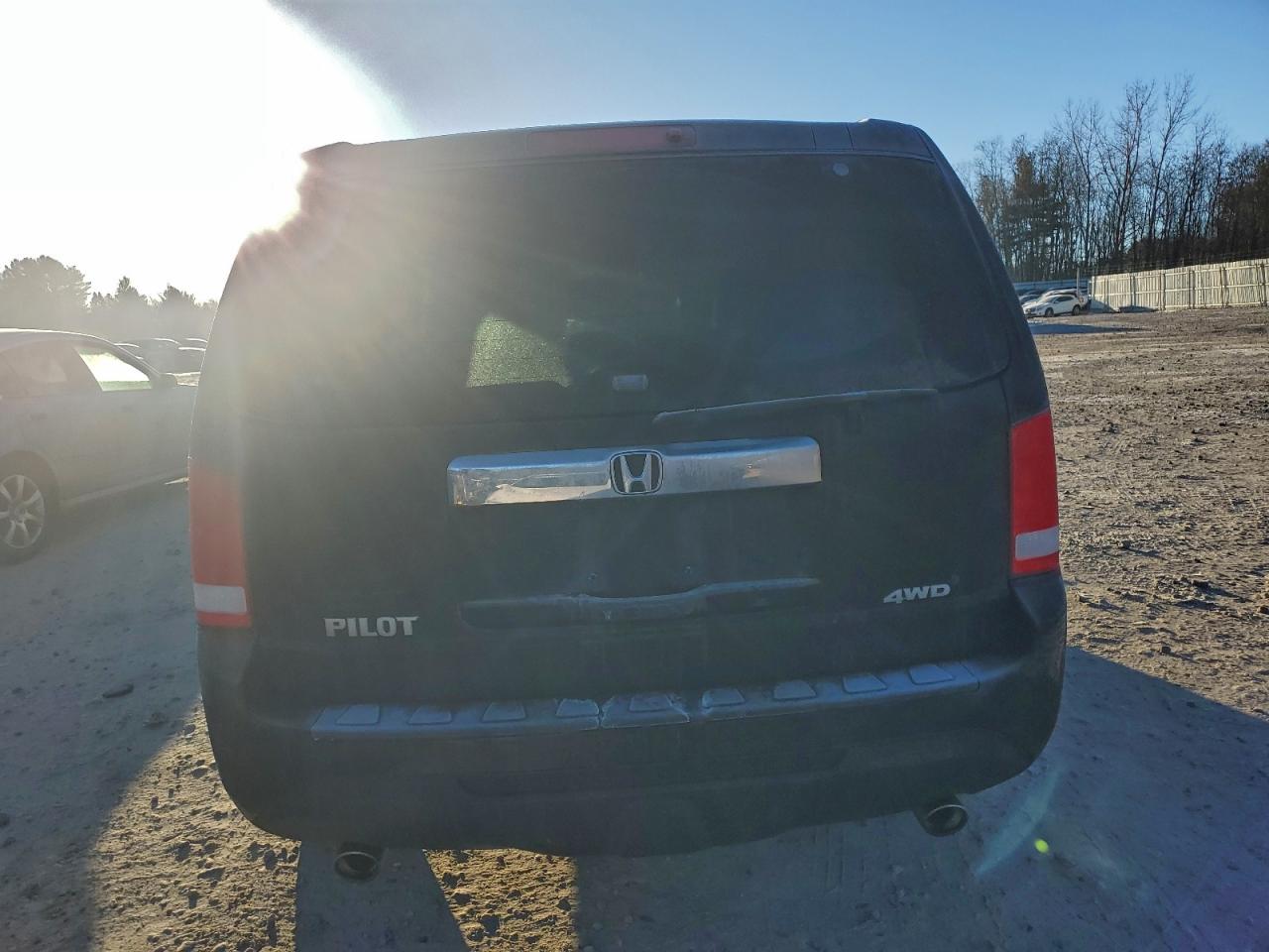 2015 HONDA PILOT EXL photo 6