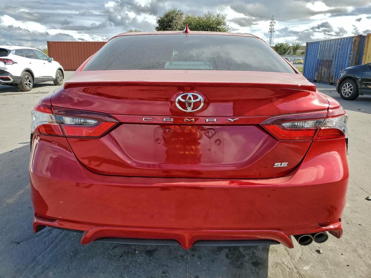 2021 TOYOTA CAMRY SE photo 6