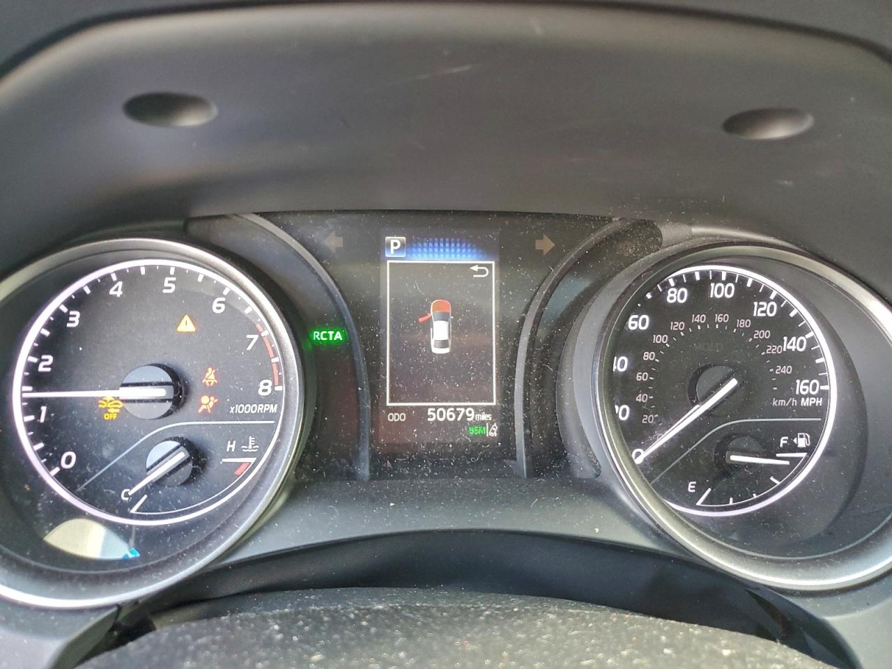 2021 TOYOTA CAMRY SE photo 9