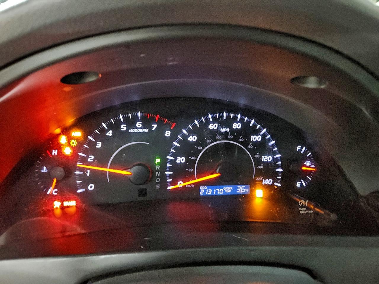 2011 TOYOTA CAMRY BASE photo 9