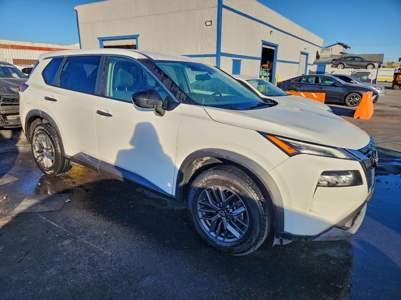 2023 NISSAN ROGUE S photo 4