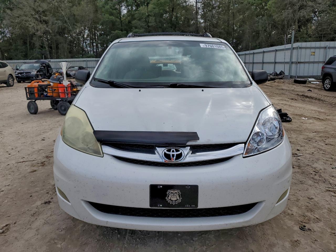 2006 TOYOTA SIENNA XLE photo 5