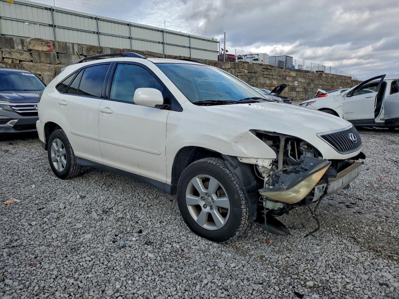 2005 LEXUS RX 330 photo 4