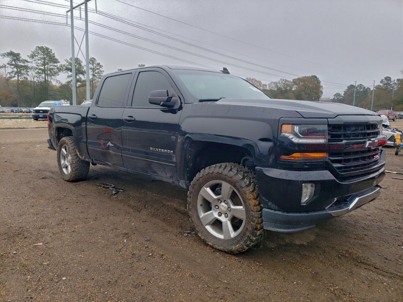 2018 CHEVROLET SILVERADO K1500 LT photo 4