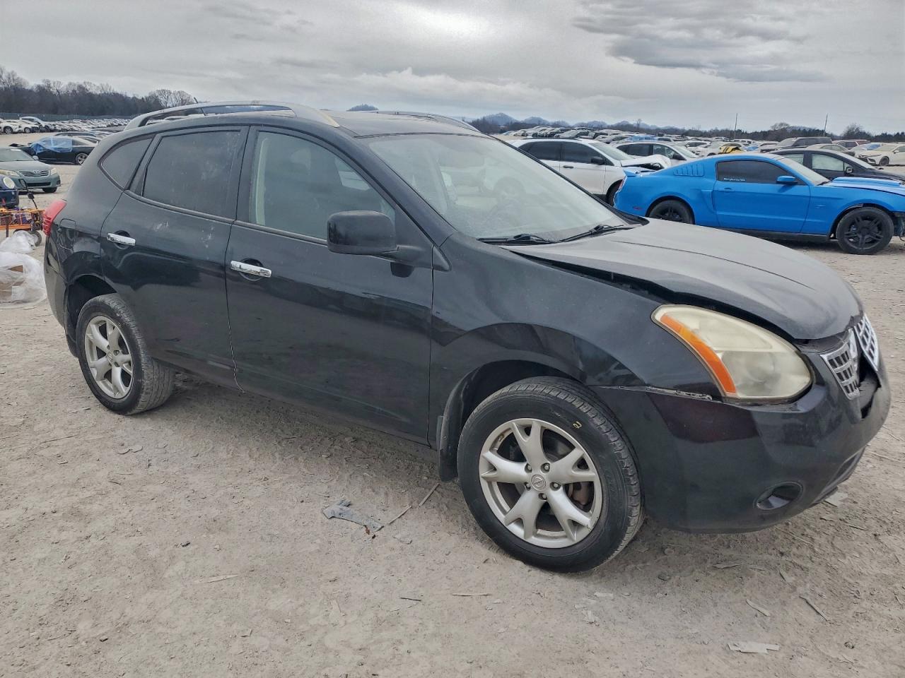 2010 NISSAN ROGUE S photo 4
