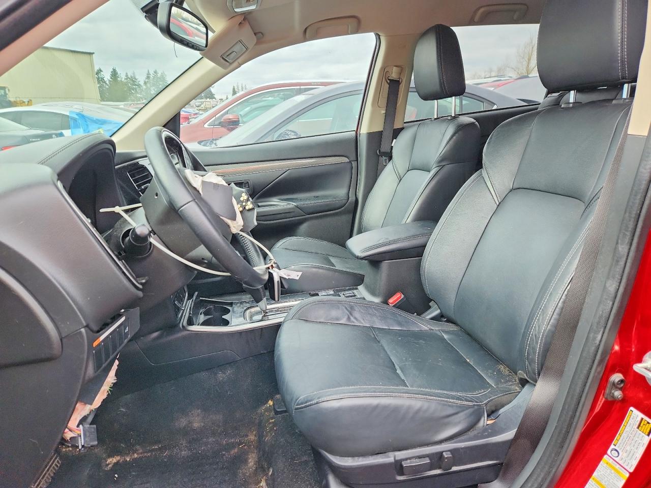 2019 MITSUBISHI OUTLANDER SE photo 7