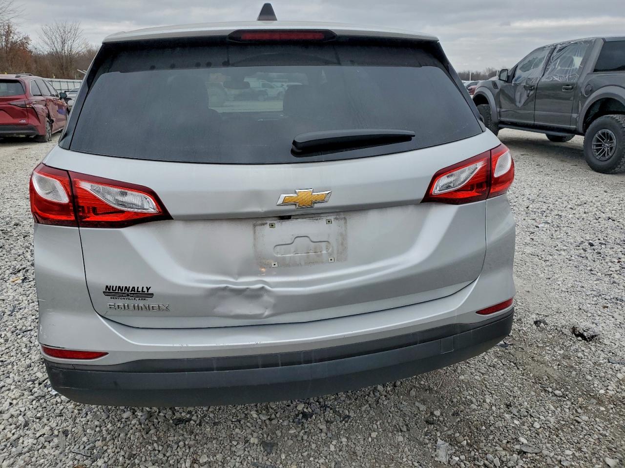 2020 CHEVROLET EQUINOX LS photo 6