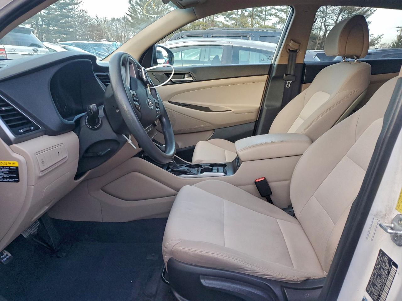 2018 HYUNDAI TUCSON SE photo 7