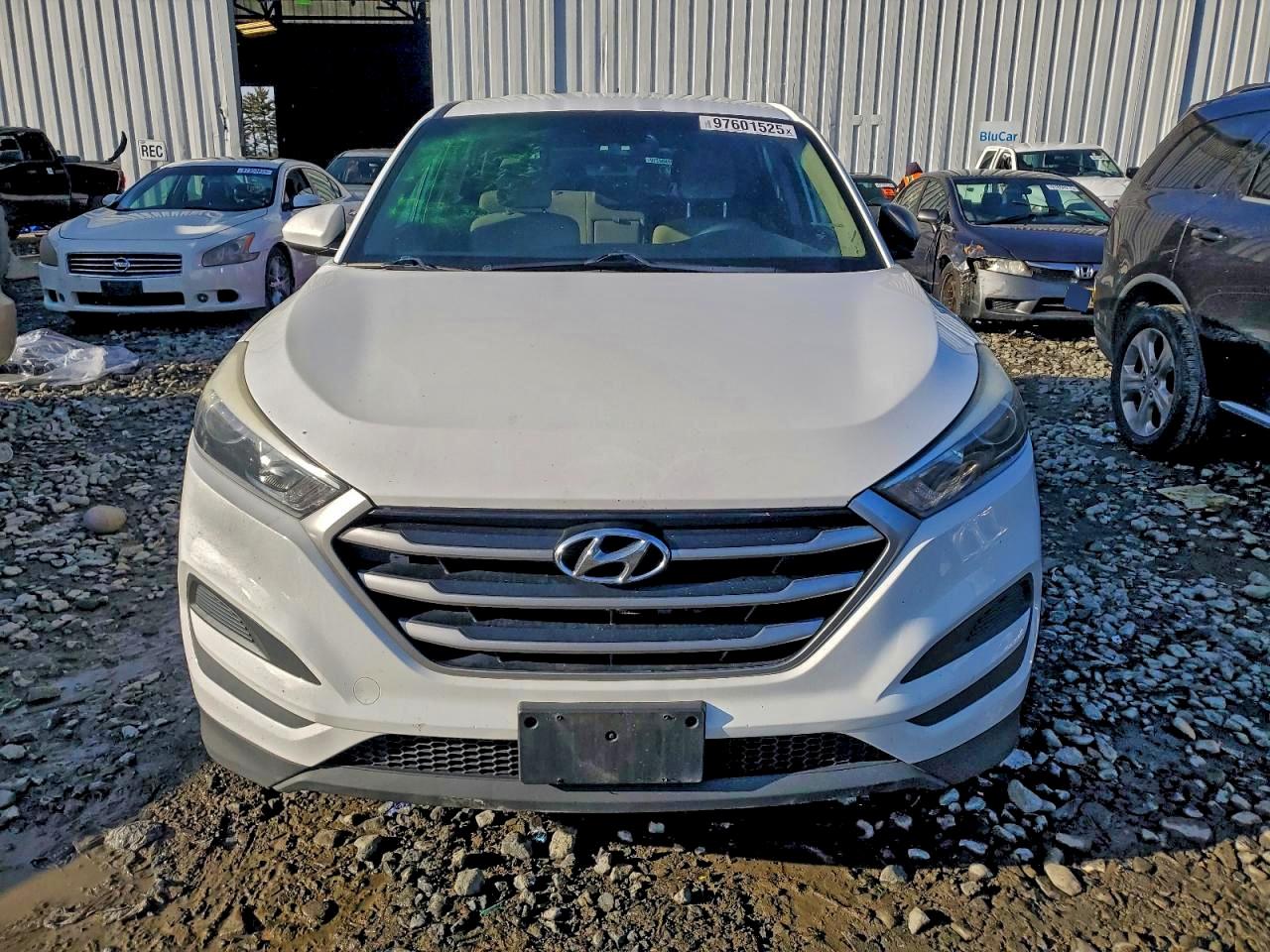 2018 HYUNDAI TUCSON SE photo 5