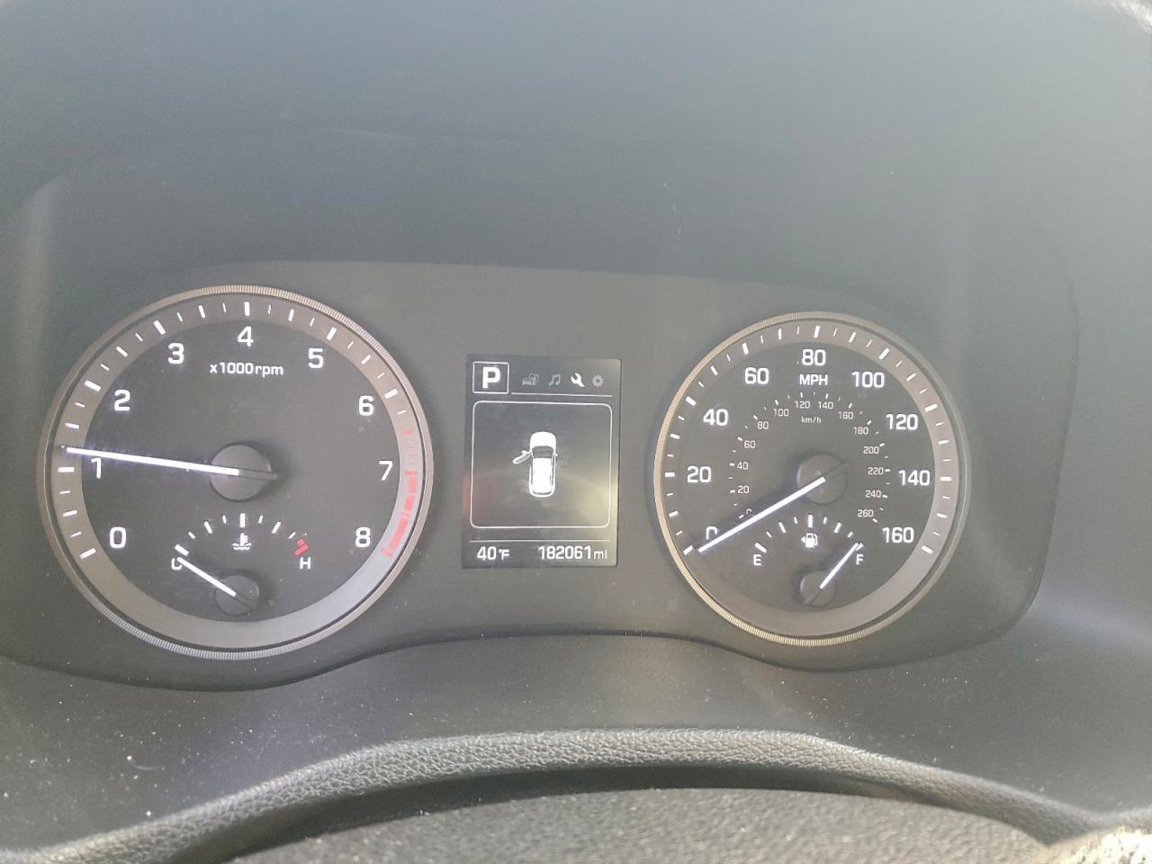 2018 HYUNDAI TUCSON SE photo 9