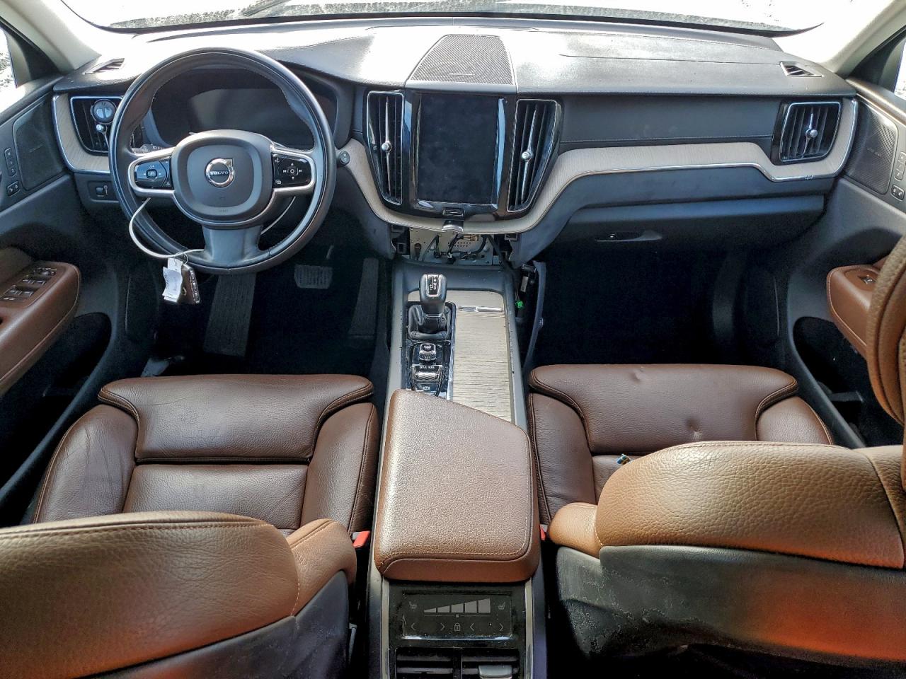 2020 VOLVO XC60 T5 INSCRIPTION photo 8