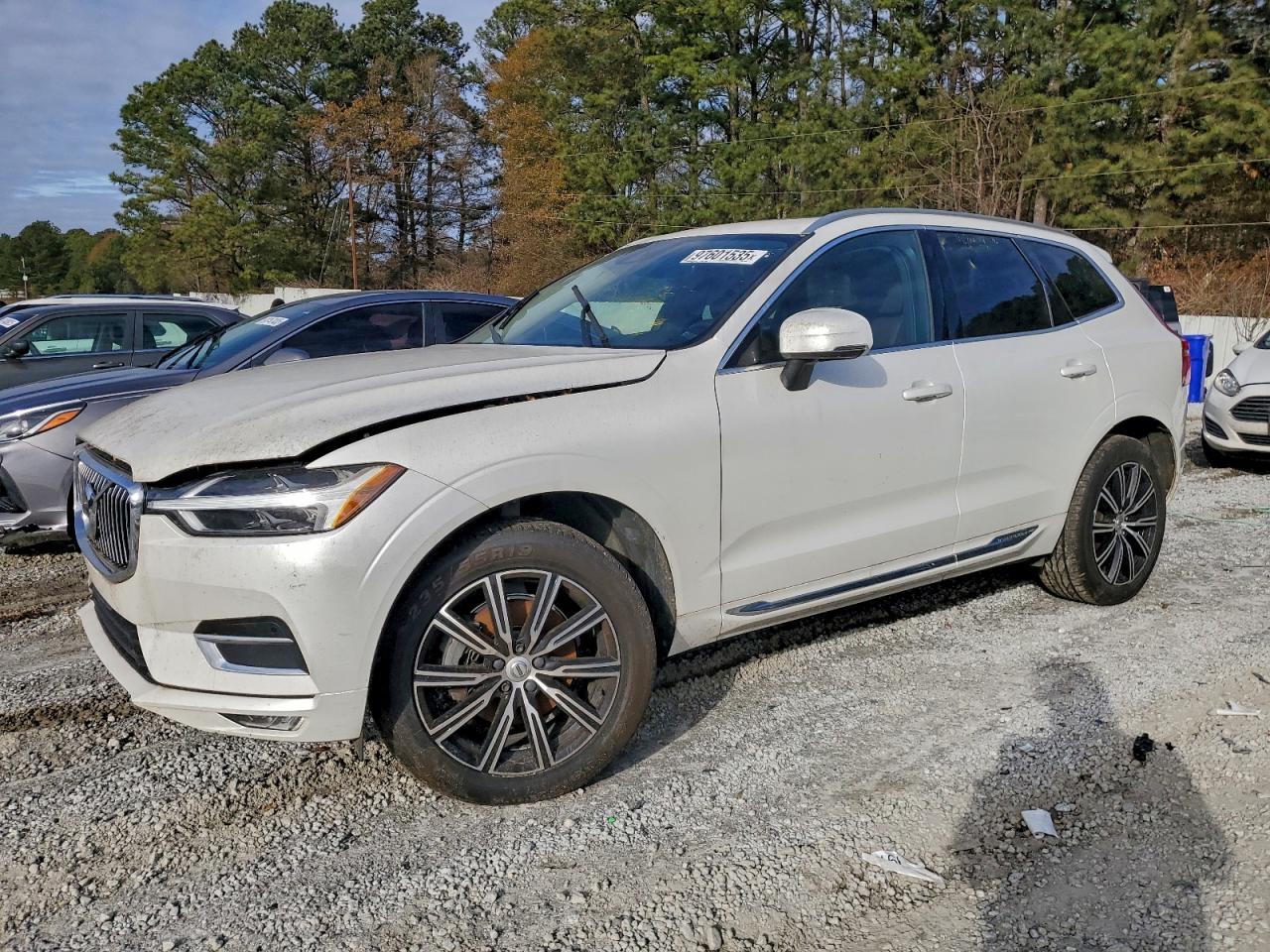 2020 VOLVO XC60