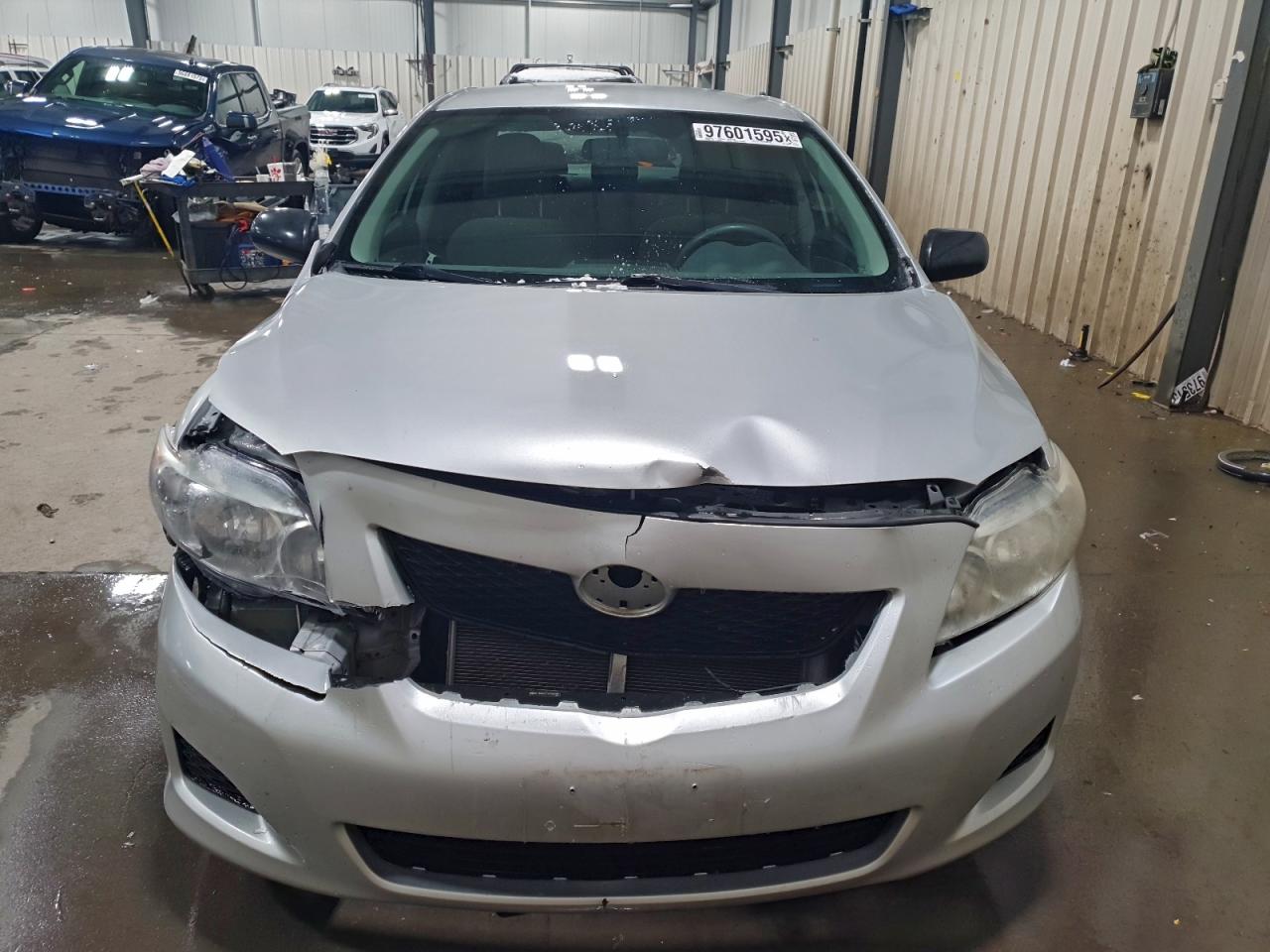 2010 TOYOTA COROLLA BASE photo 5