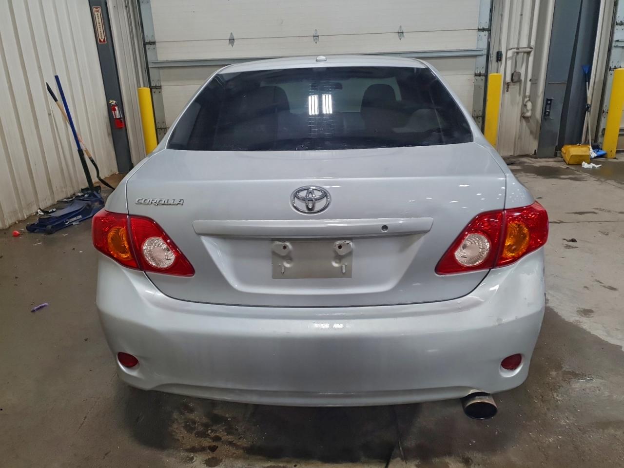 2010 TOYOTA COROLLA BASE photo 6
