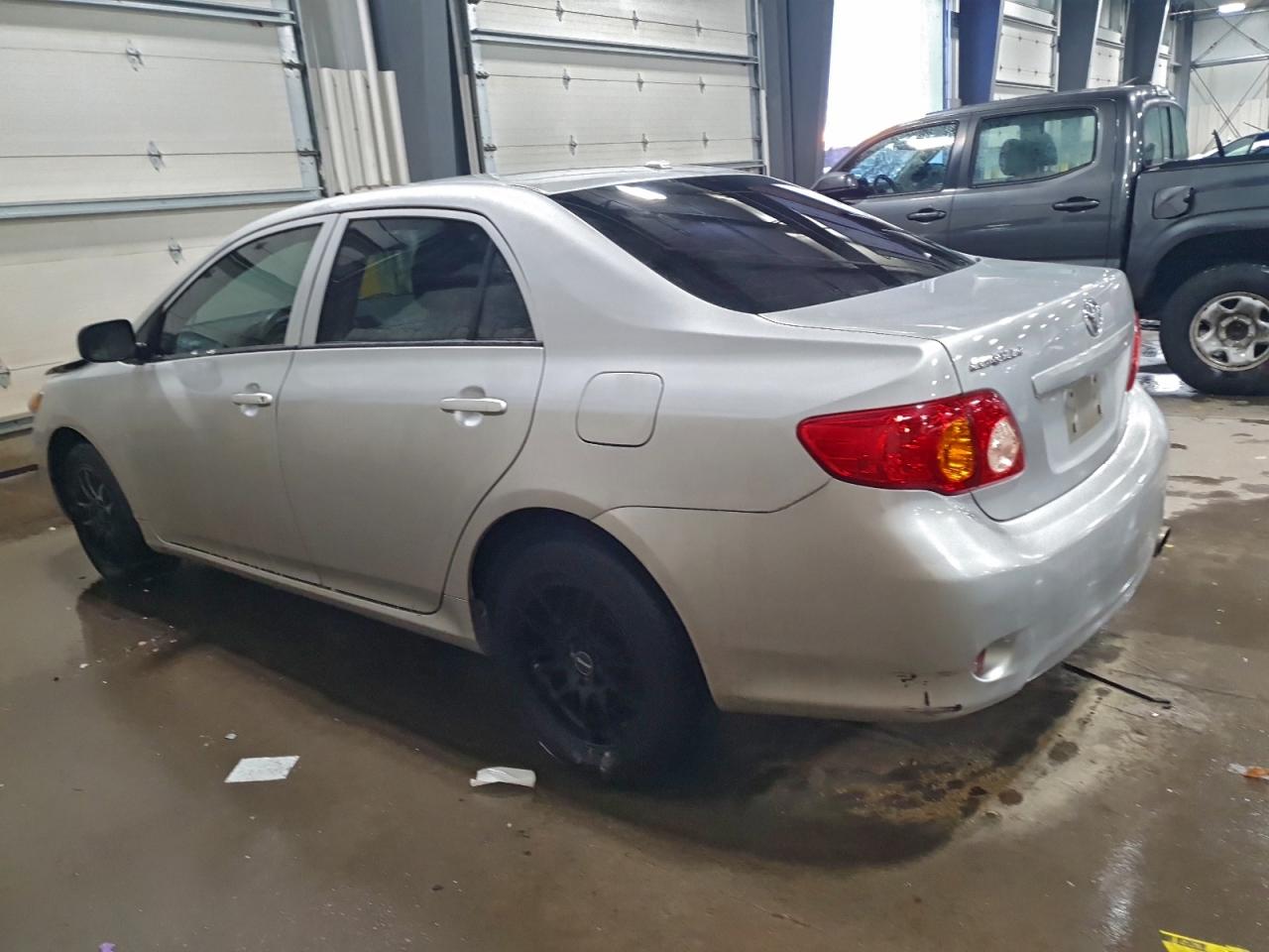 2010 TOYOTA COROLLA BASE photo 2