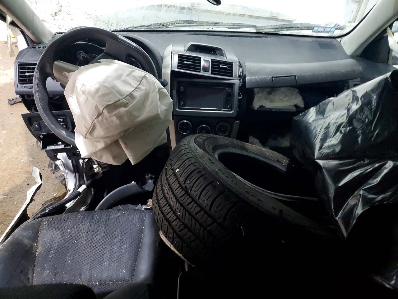 2013 TOYOTA COROLLA BASE photo 8