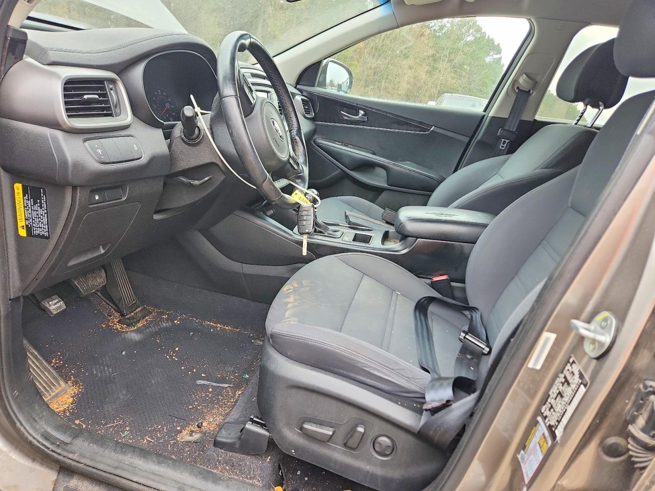 2016 KIA SORENTO LX photo 7