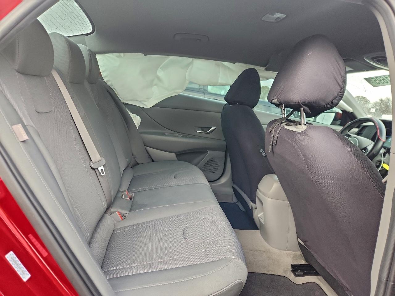 2024 HYUNDAI ELANTRA SE photo 19