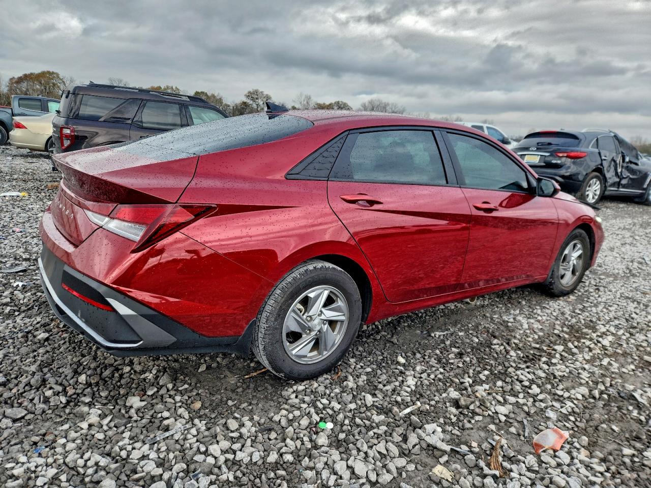 2024 HYUNDAI ELANTRA SE photo 5