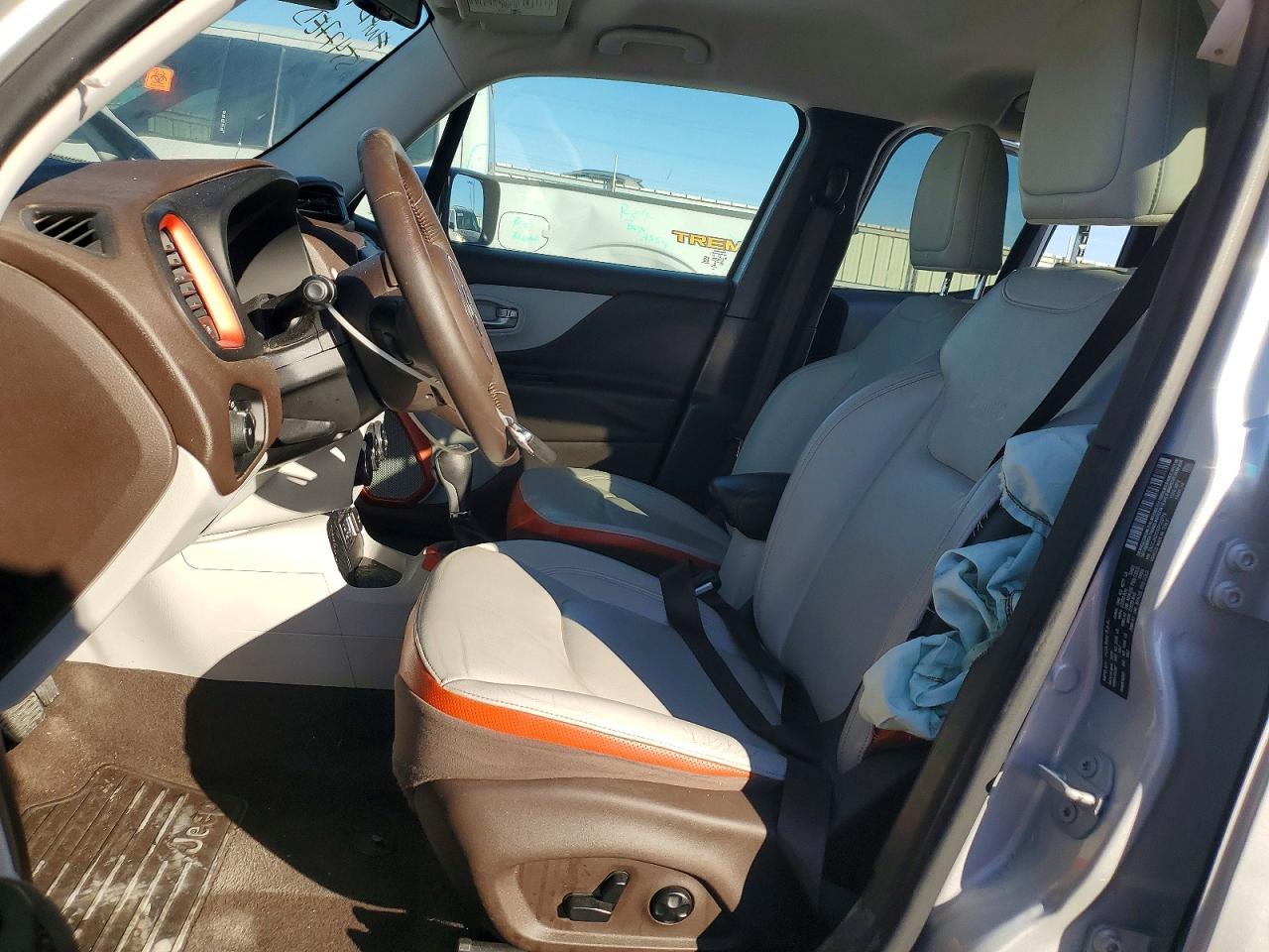 2015 JEEP RENEGADE LIMITED photo 7
